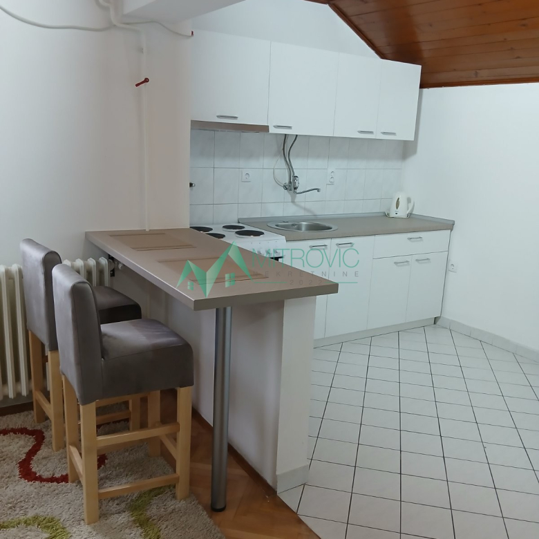 Stan Prodaja Novi Sad  42 m2