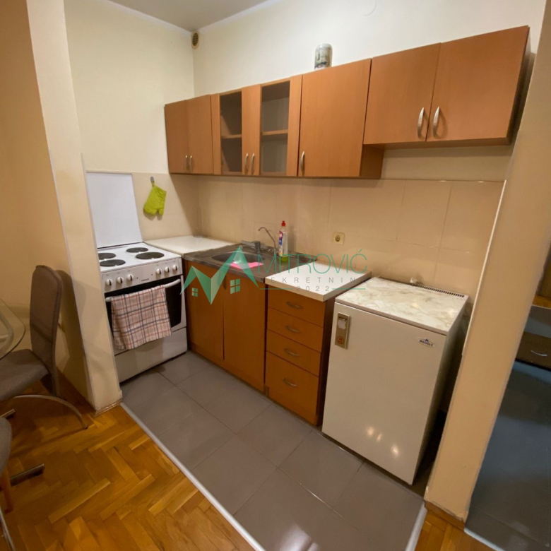 Stan Prodaja Novi Sad  29 m2