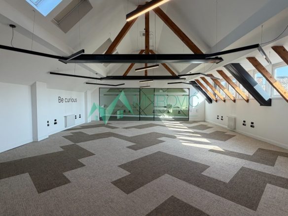 Lokal Prodaja Novi Sad  342 m2