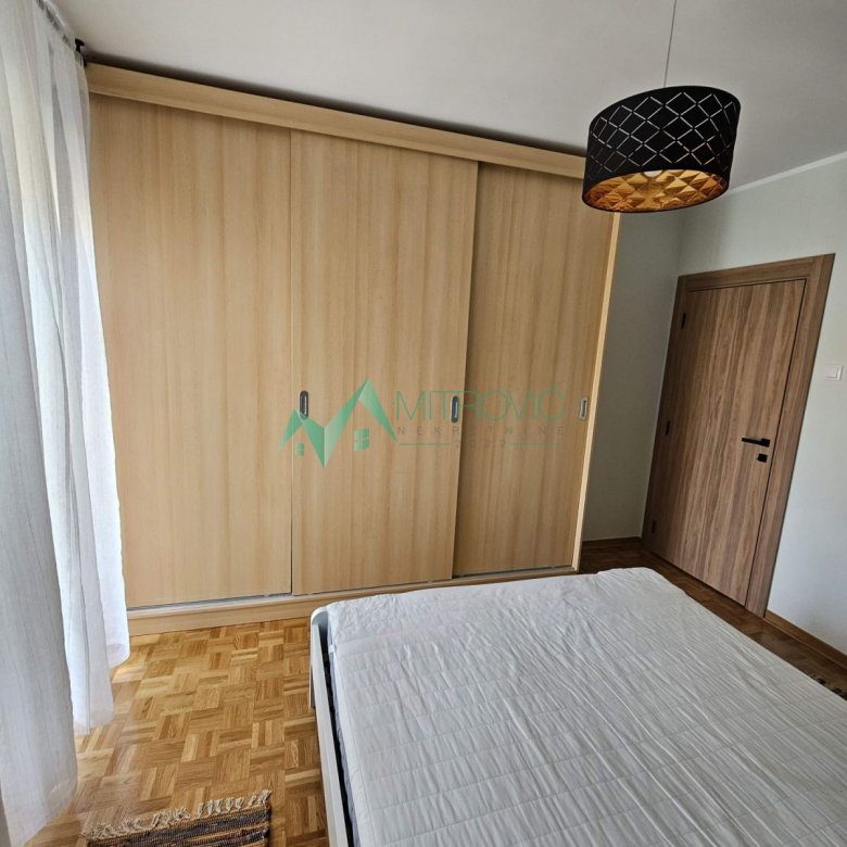Stan Prodaja Novi Sad  50 m2