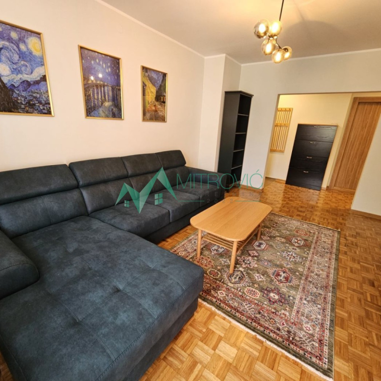 Stan Prodaja Novi Sad  50 m2
