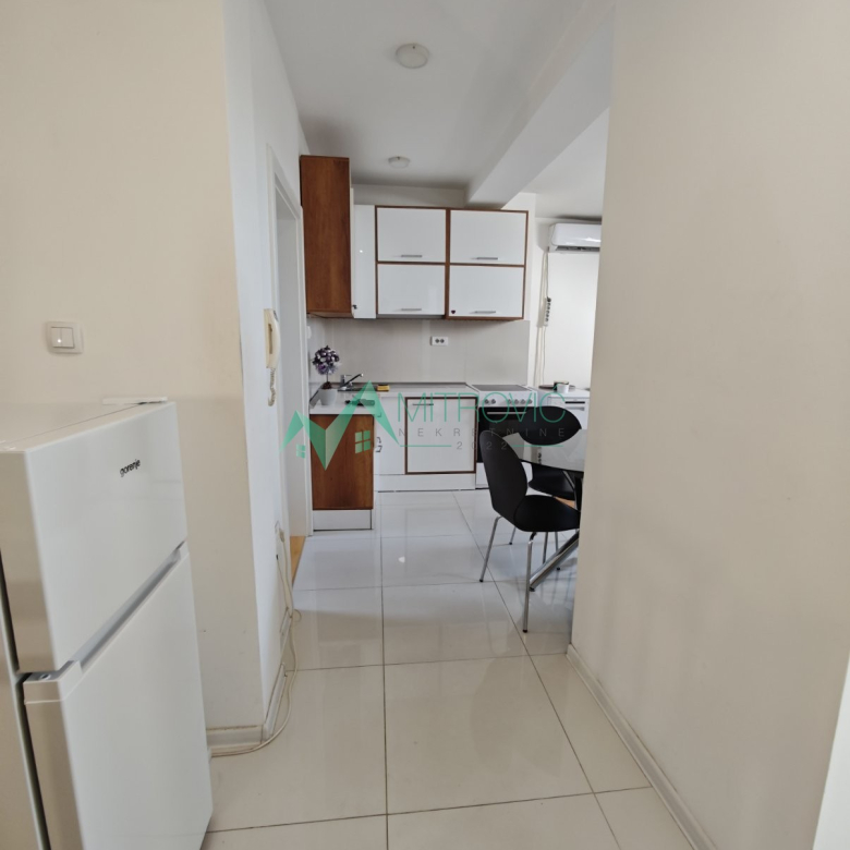 Stan Prodaja Novi Sad Nova Detelinara 45 m2