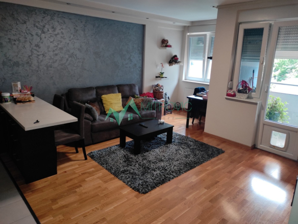 Stan Prodaja Novi Sad  42 m2