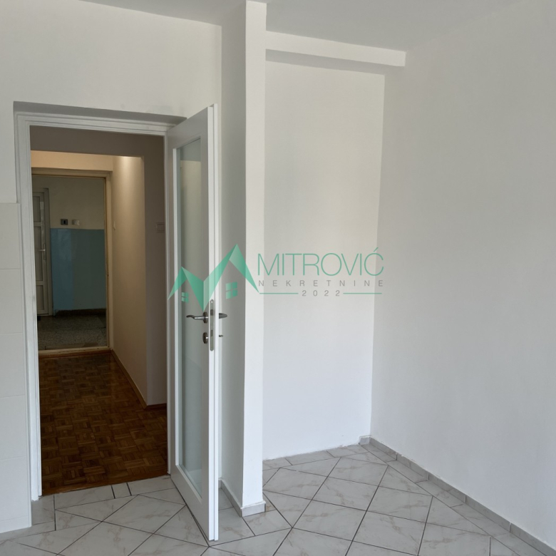 Stan Prodaja Novi Sad  55 m2
