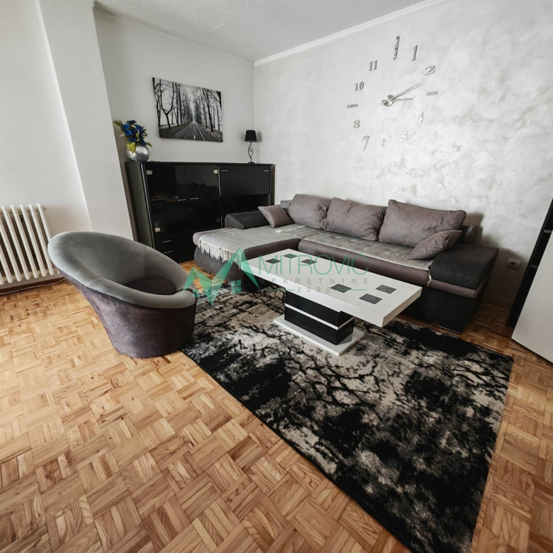 Stan Prodaja Novi Sad  63 m2