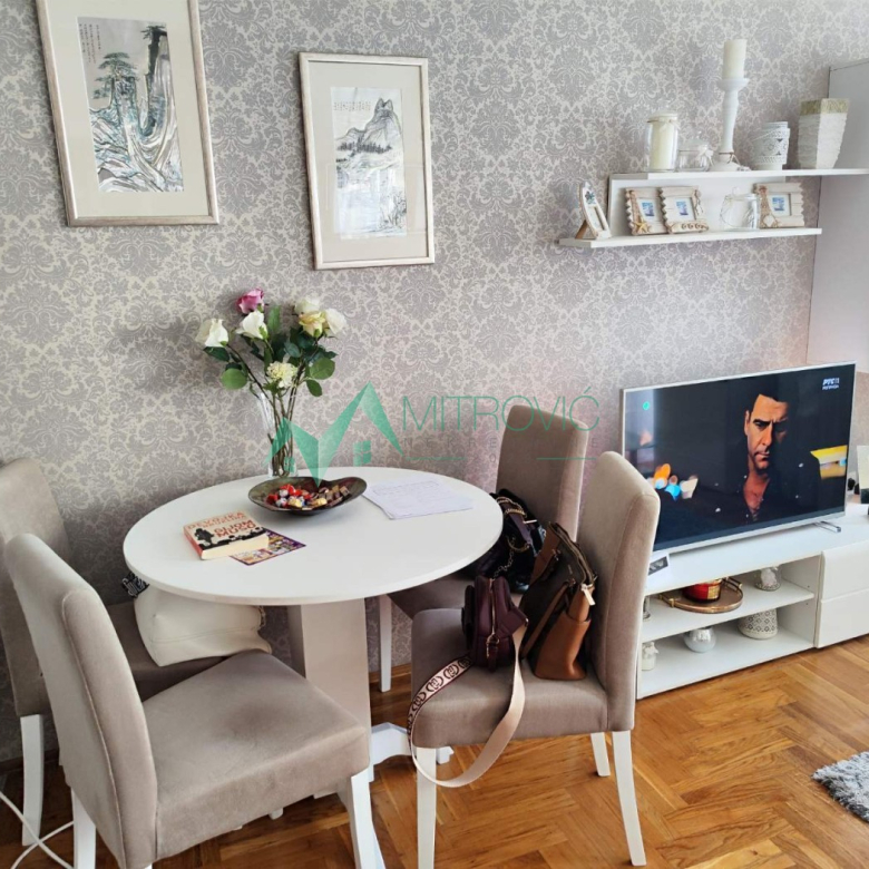 Stan Prodaja Novi Sad  43 m2
