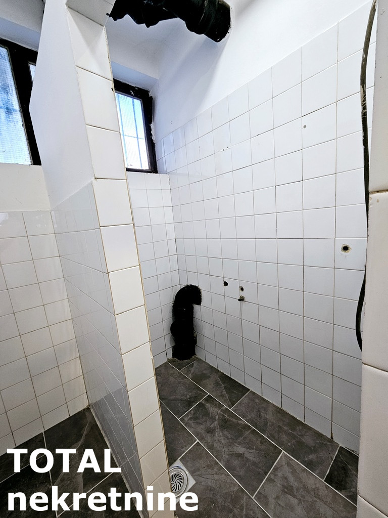 Lokal za izdavanje, Tatarsko Brdo, Novi Sad, 190m², 1.200 €/mes