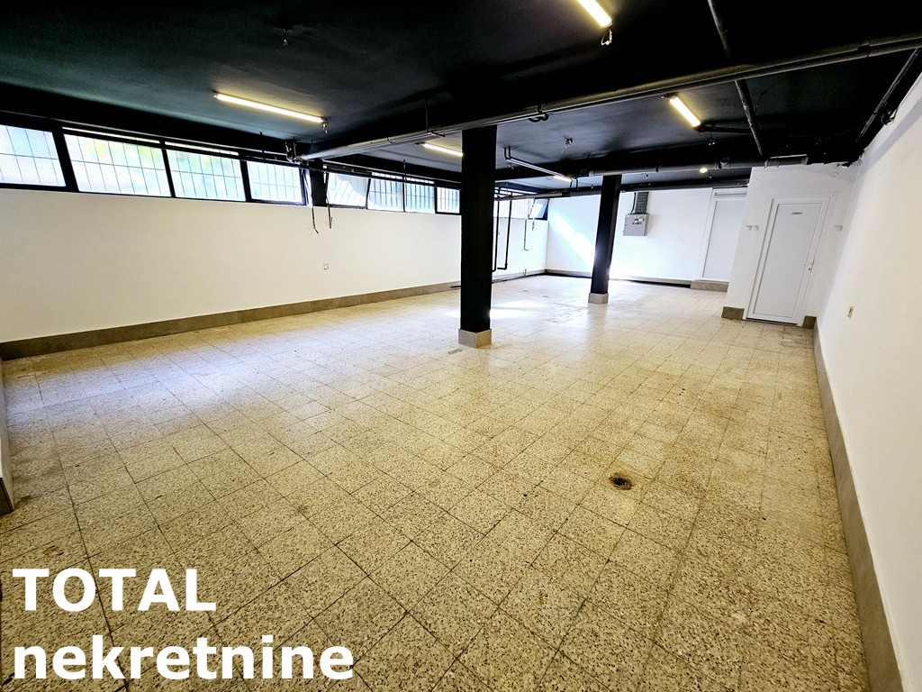 Lokal Izdavanje Novi Sad Tatarsko Brdo 190 m2