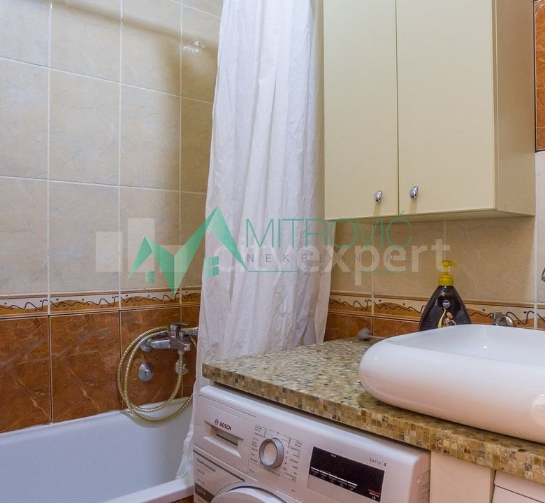 Stan Prodaja Novi Sad  45 m2