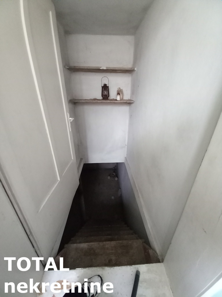 kuce-Siri-centar-3091338-oyrya Kuća na prodaju, Gložan, Bački Petrovac, 181m², 95.000 €