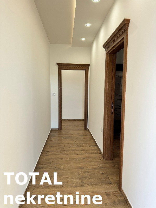 Kuća Prodaja Novi Sad Čardak 300 m2