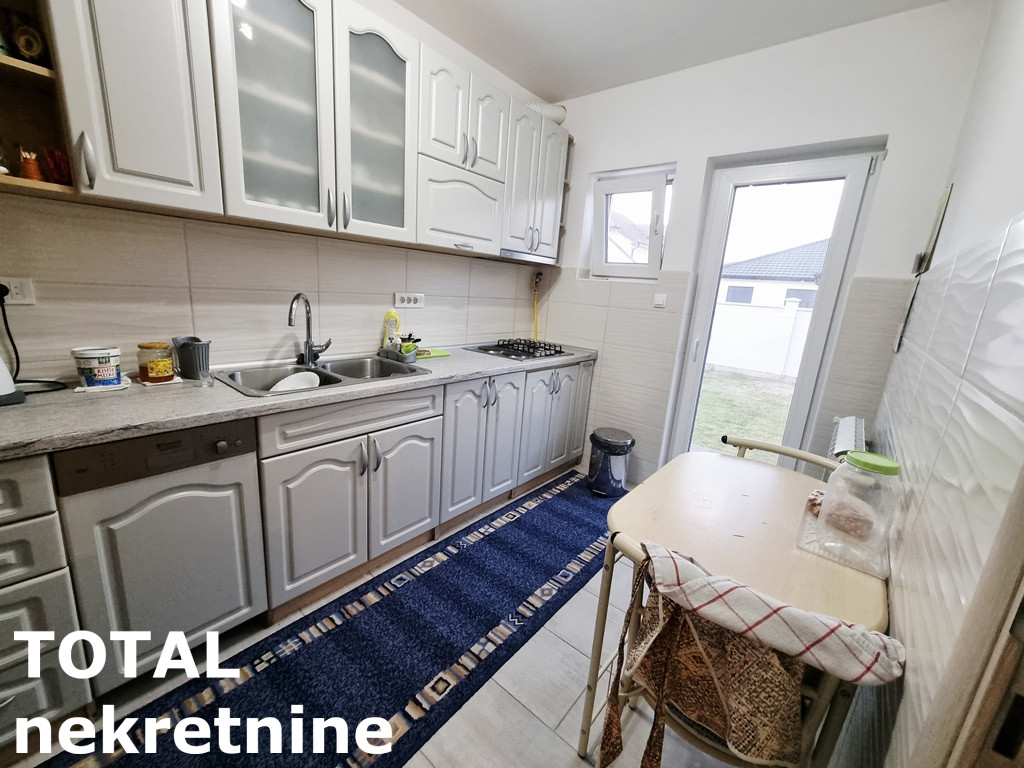 kuce-futog-3091545-ludrk Kuća na prodaju, Futog, Novi Sad, 150m², 270.000 €