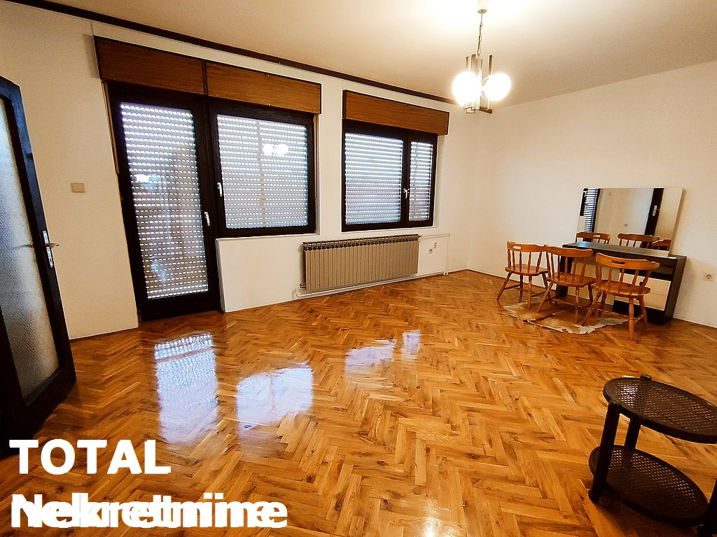 Kuća na prodaju, Kać, Novi Sad, 300m², 265.000 €
