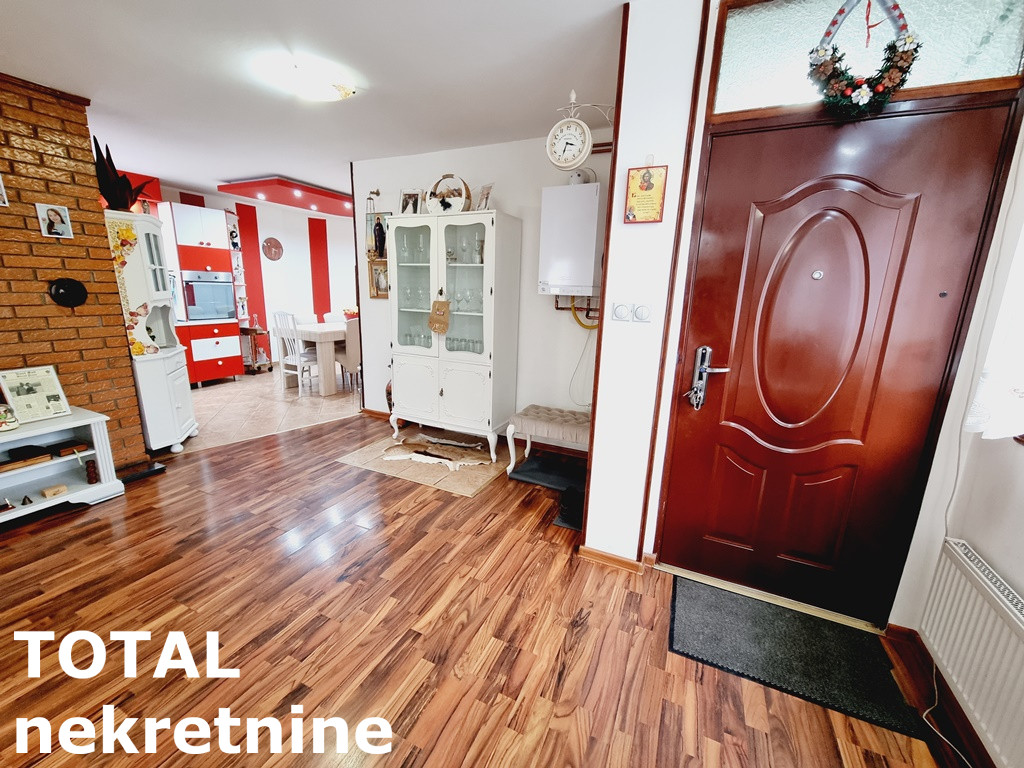 Kuća Prodaja Novi Sad  180 m2