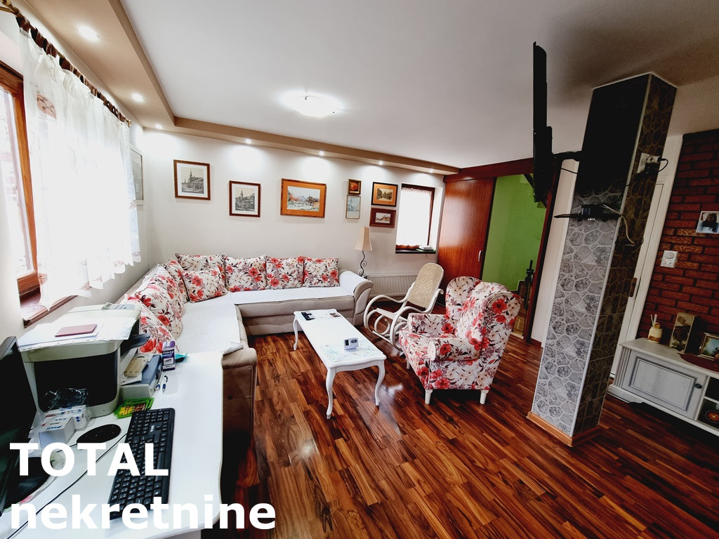Kuća Prodaja Novi Sad  180 m2