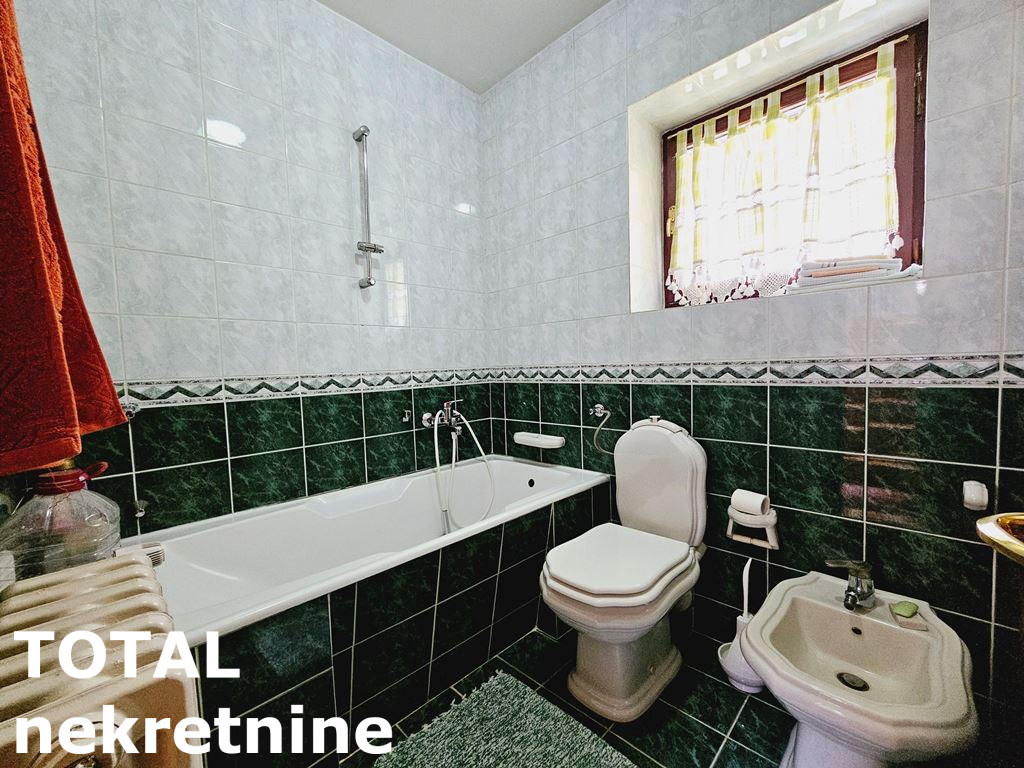kuce-tatarsko-brdo-3090953-xdmvy Kuća na prodaju, Tatarsko Brdo, Novi Sad, 210m², 470.000 €