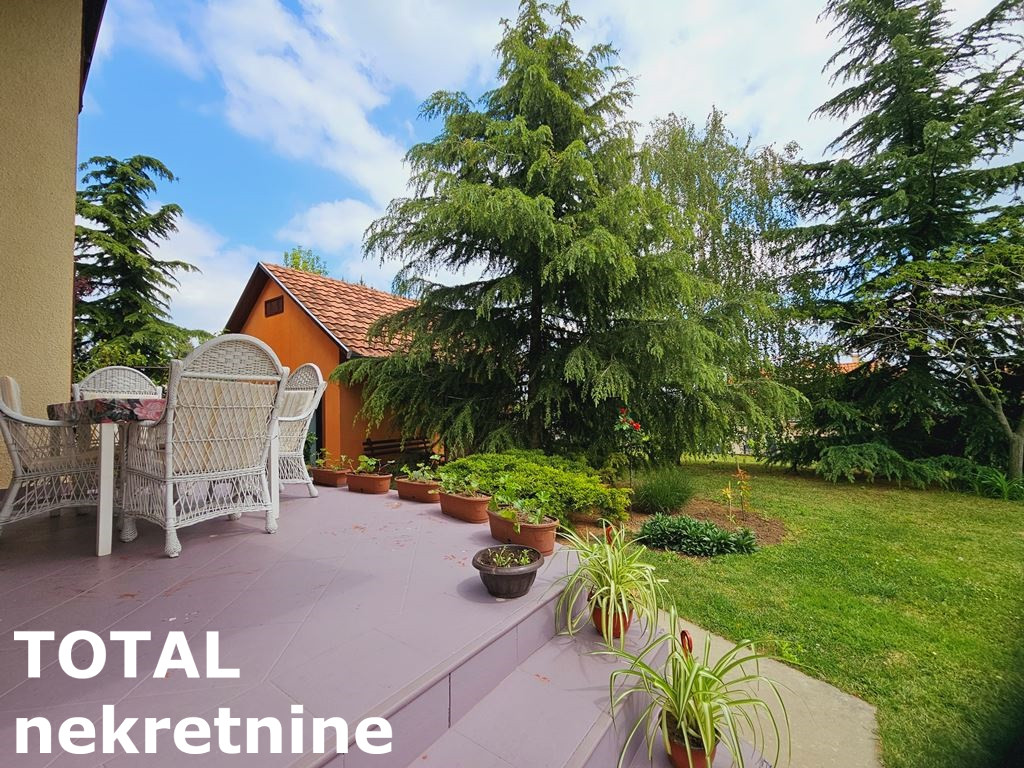 kuce-tatarsko-brdo-3090953-ye31w Kuća na prodaju, Tatarsko Brdo, Novi Sad, 210m², 470.000 €