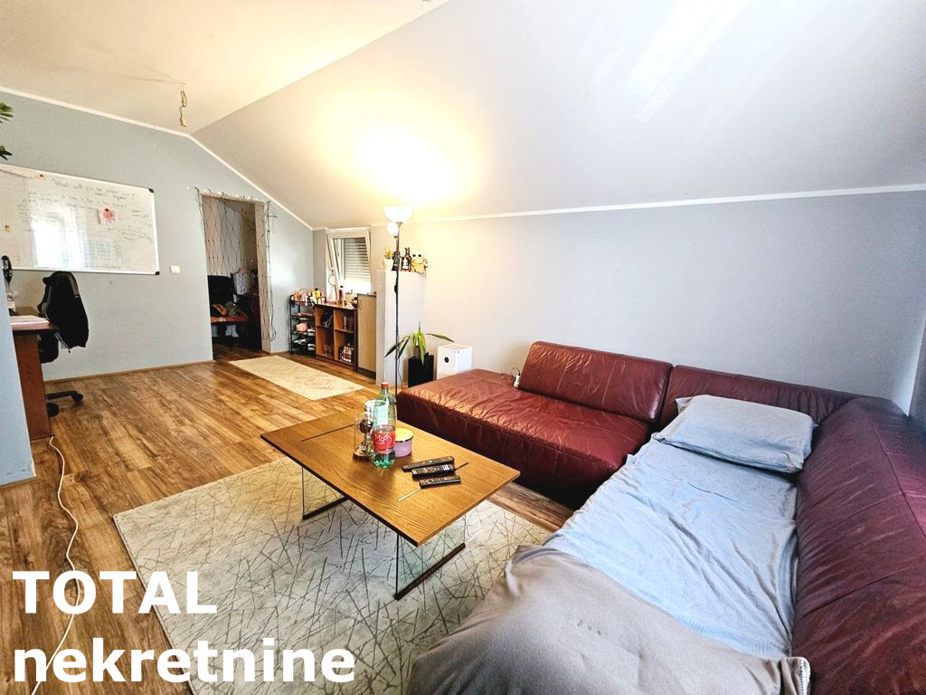 kuce-veterenik-3046669-0gjdt Kuća na prodaju, Veternik, Novi Sad, 270m², 300.000 €