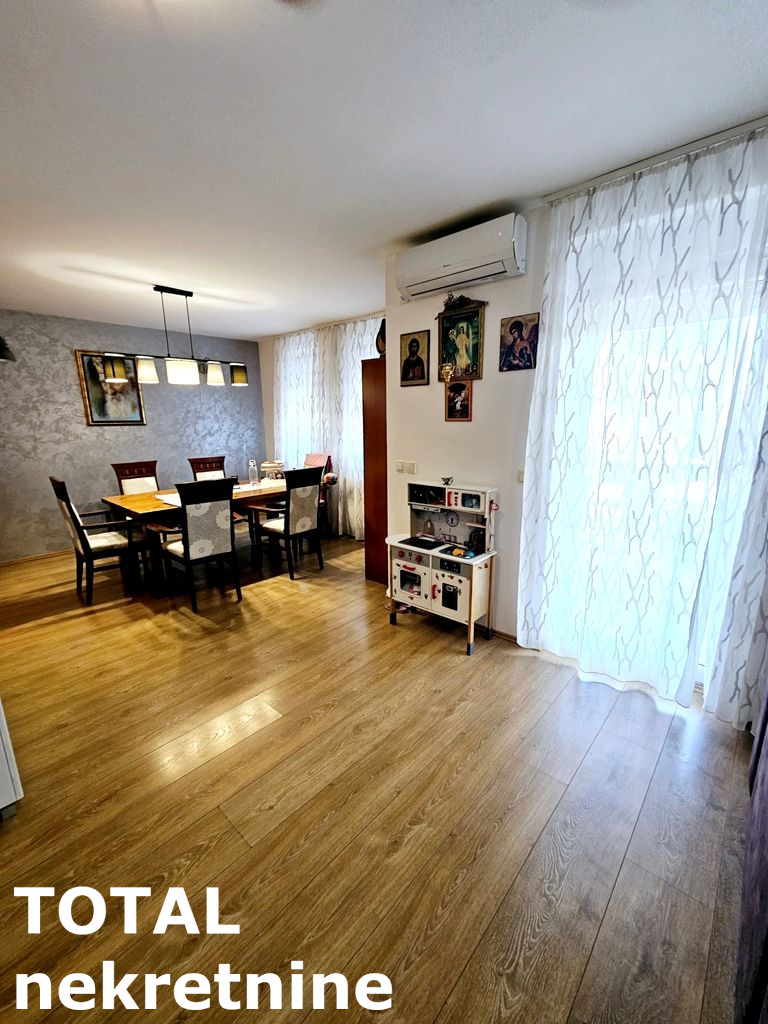 Kuća Prodaja Novi Sad Kuća Prodaja Novi Sad 270 m2