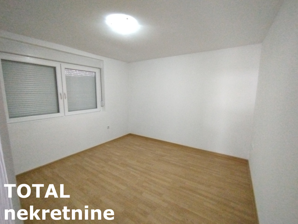 Kuća Prodaja Novi Sad  220 m2