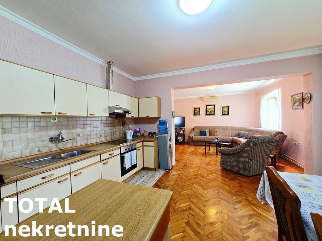 kuce-zmajevo-3046822-i9krf Kuća na prodaju, Zmajevo, Vrbas, 255m², 156.000 €