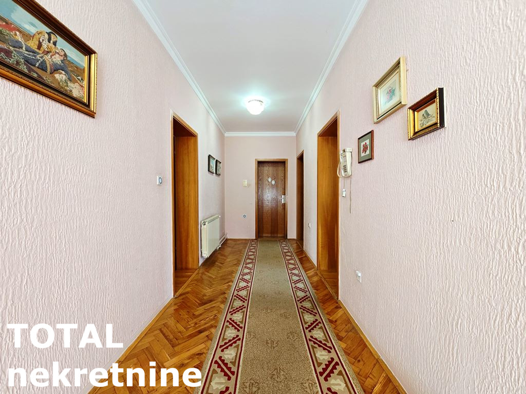 kuce-zmajevo-3046822-ky1b5 Kuća na prodaju, Zmajevo, Vrbas, 255m², 156.000 €