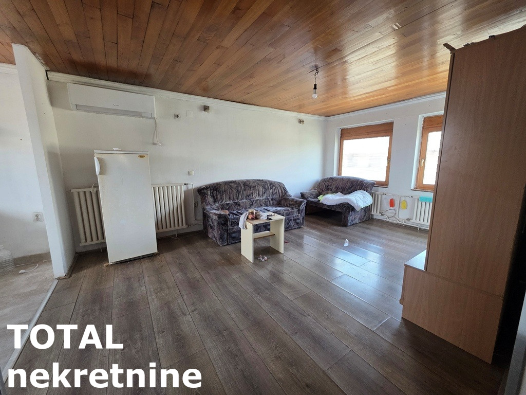 Lokal na prodaju, Beočin, 2040m², 951.000 €