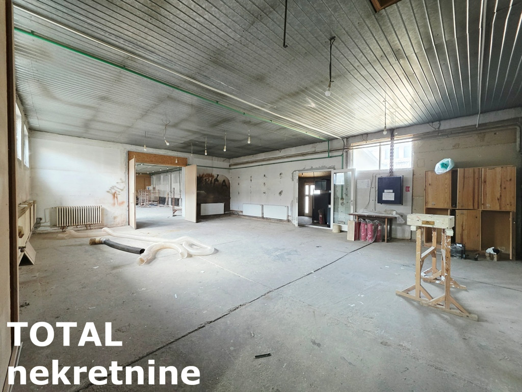 Lokal na prodaju, Beočin, 2040m², 951.000 €