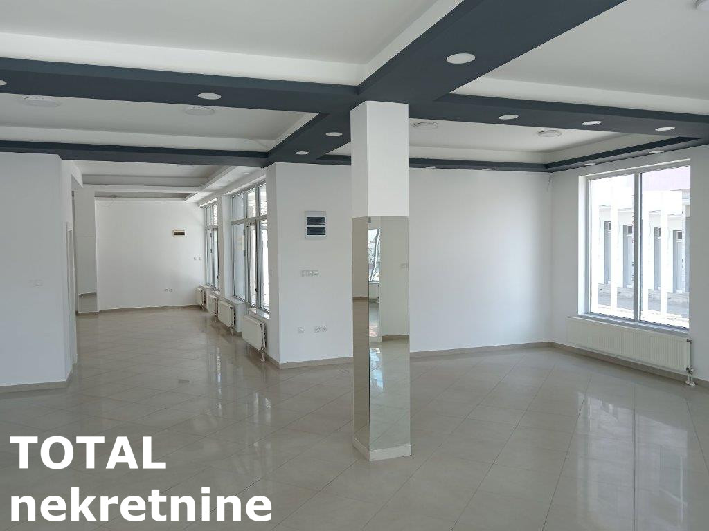 Lokal Prodaja Ruma  390 m2