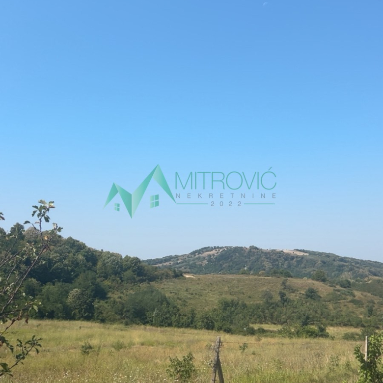 Plac Prodaja Sremska Kamenica  2964 m2