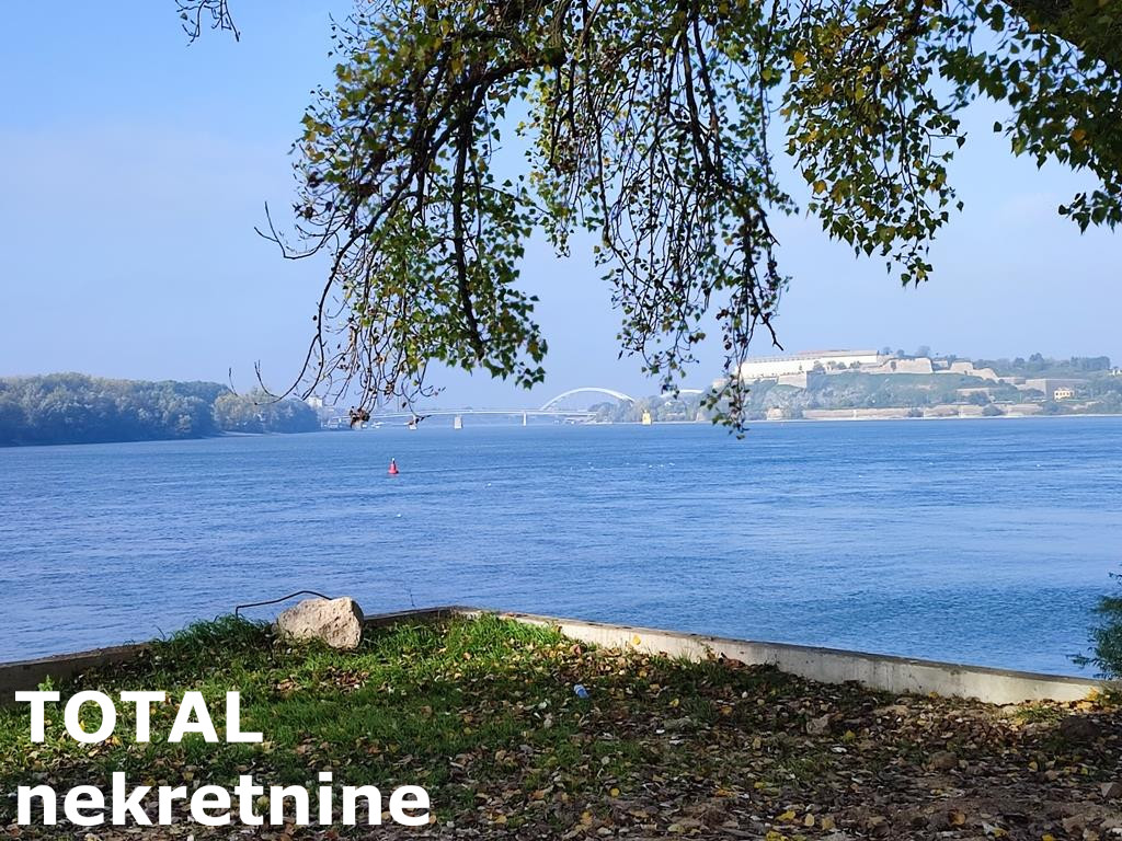 Plac Prodaja Novi Sad Plac Prodaja Novi Sad Ribnjak 1936 m2