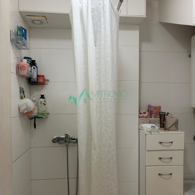 Stan Prodaja Novi Sad  44 m2