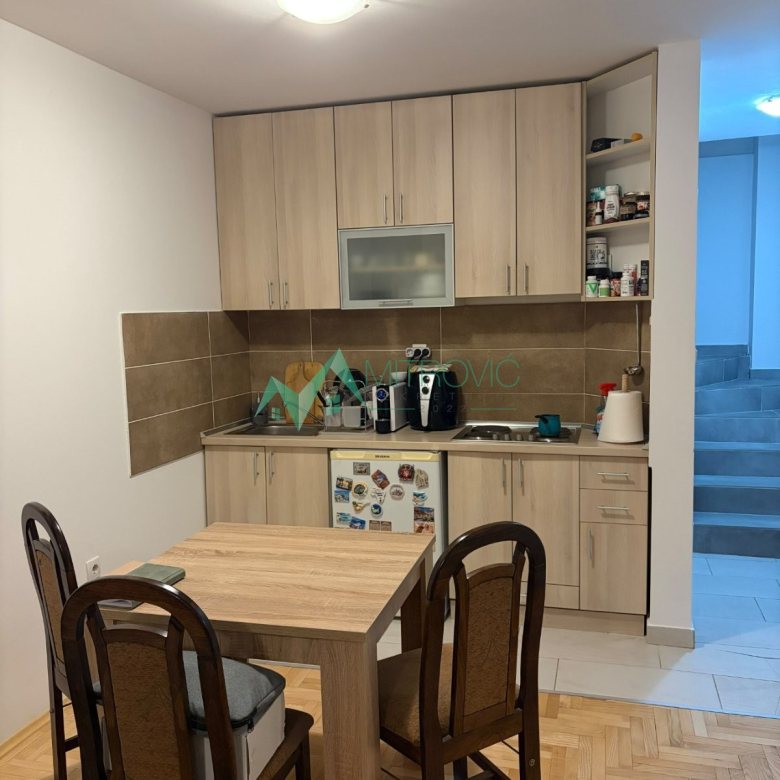 Stan Prodaja Novi Sad  44 m2