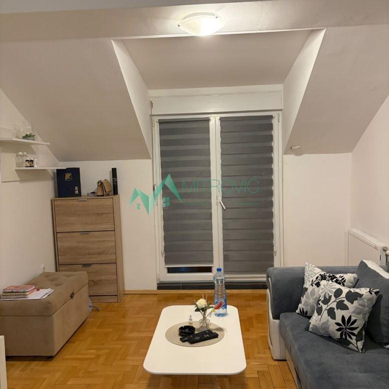 Stan Prodaja Novi Sad  44 m2