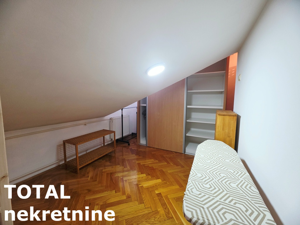 stanovi-1-5-dx-cara-dusana-1102025-hsbeb Dvosoban stan na prodaju, Cara Dušana, Novi Sad, 61m², 6. sprat, 149.000 €