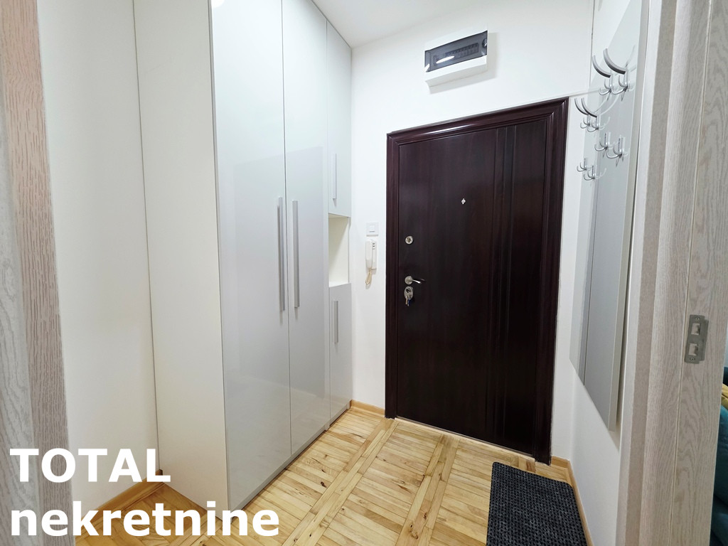 Jednoiposoban stan na prodaju, Bulevar Evrope, Novi Sad, 37m², Prizemlje, 120.000 €