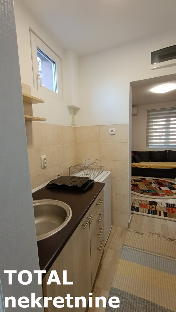 Stan Prodaja Novi Sad Cara Dušana 22 m2
