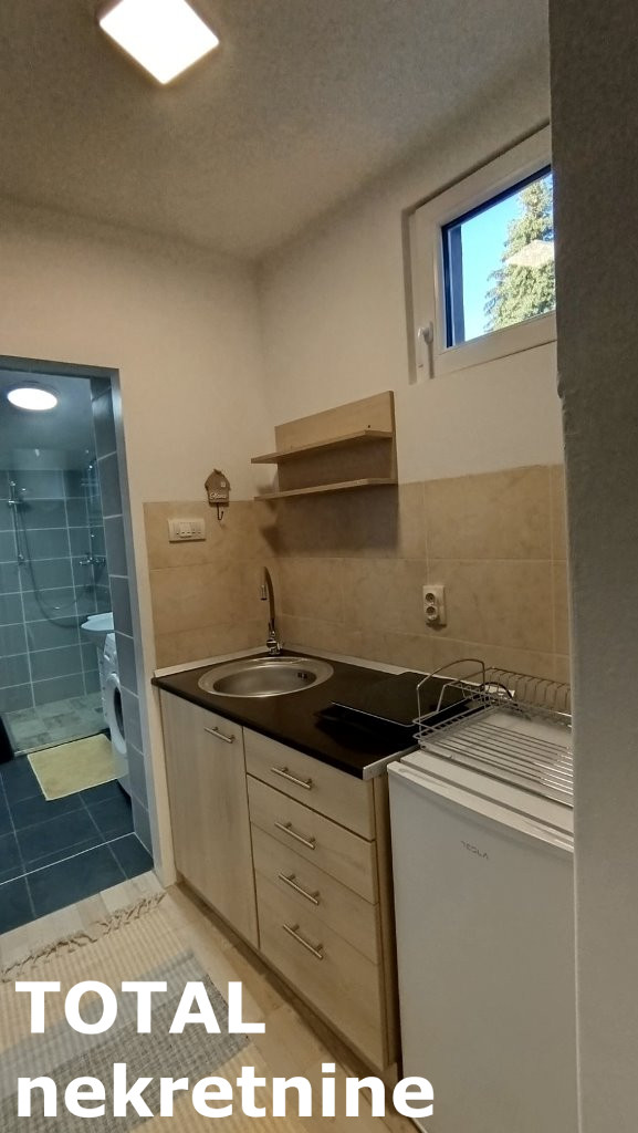 Stan Prodaja Novi Sad Cara Dušana 22 m2