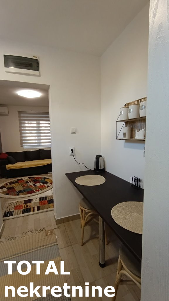 Stan Prodaja Novi Sad Cara Dušana 22 m2