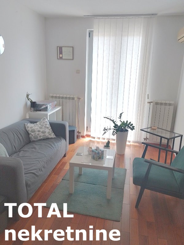 Stan Prodaja Novi Sad  28 m2