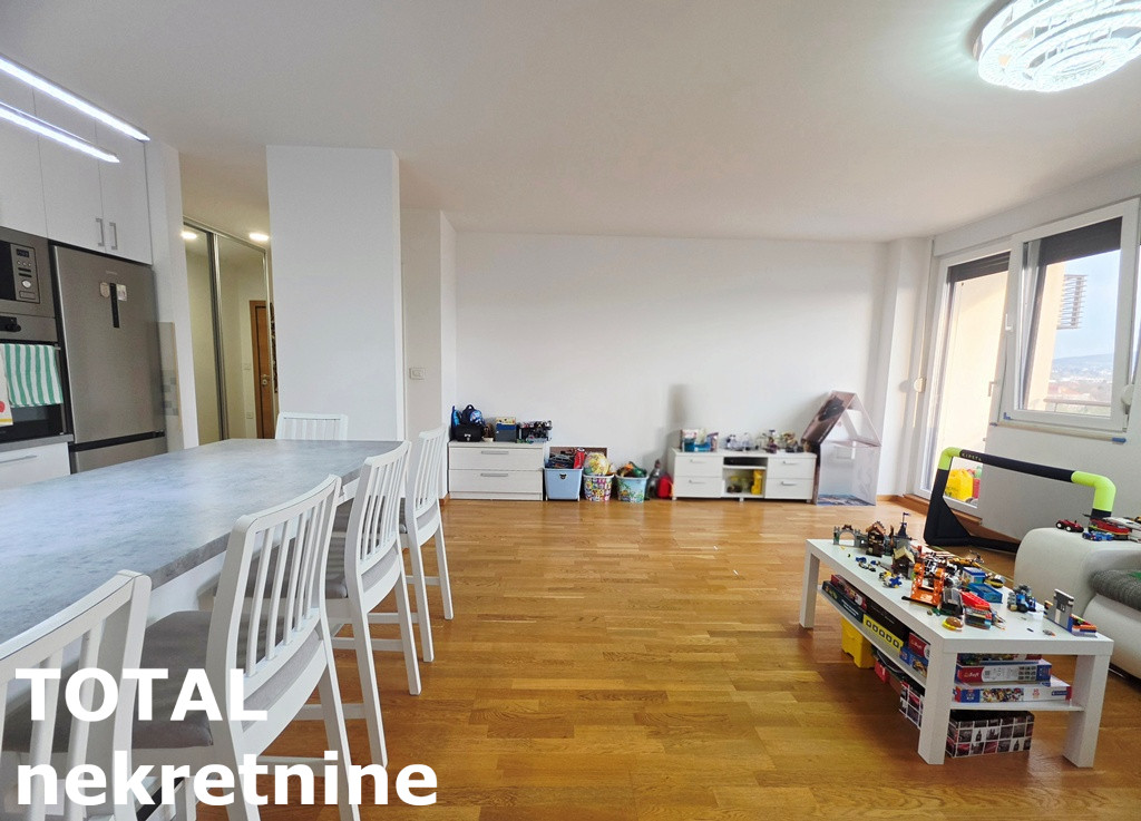 Stan Prodaja Novi Sad Bulevar Patrijarha Pavla 82 m2