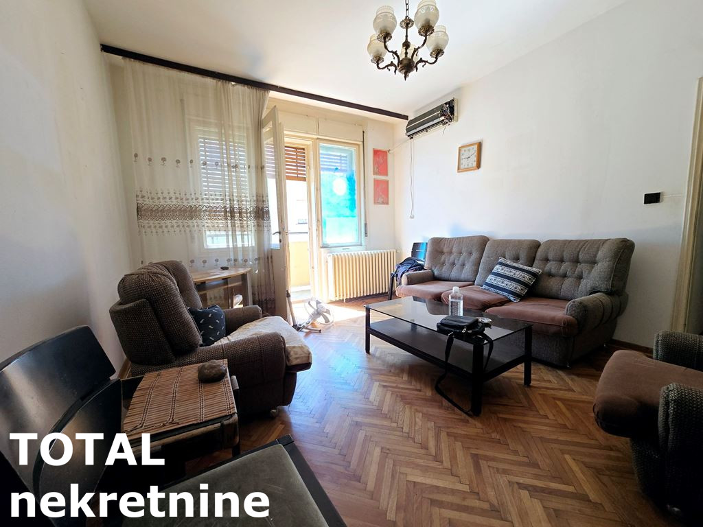 Stan Prodaja Novi Sad  74 m2