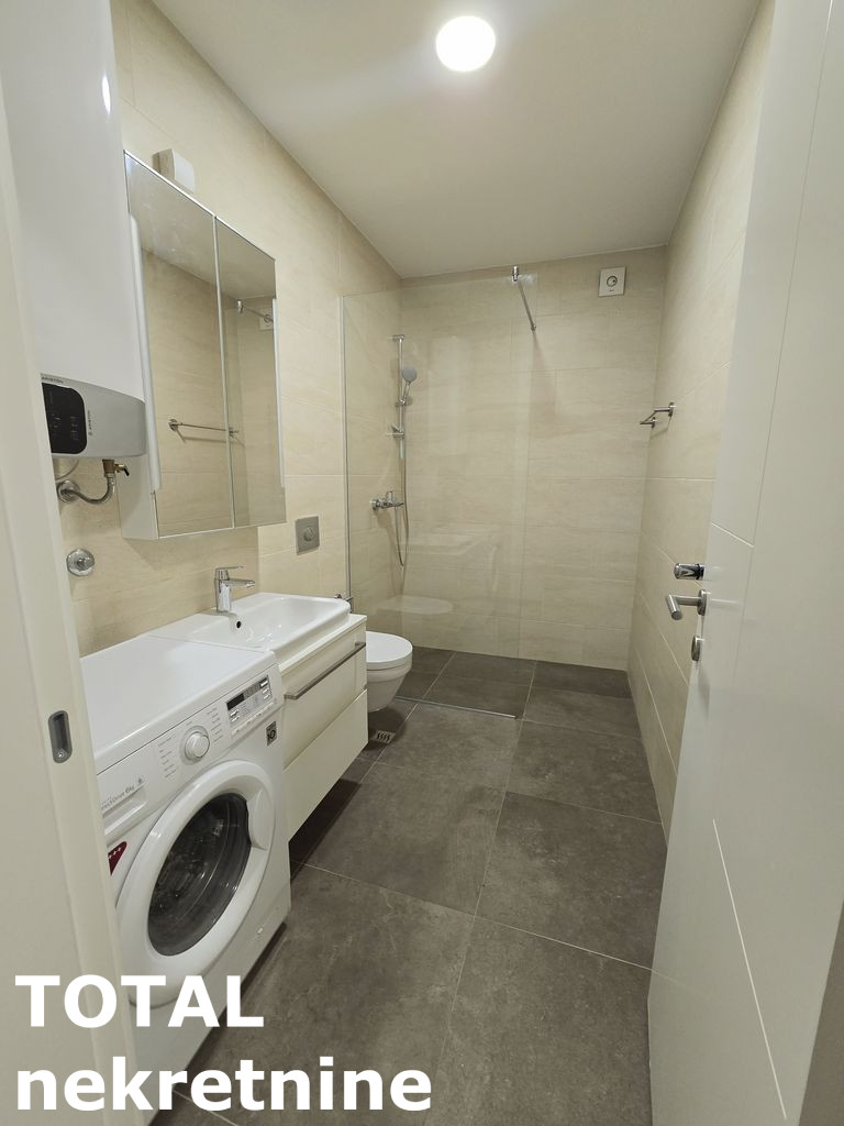 stanovi-2-5-re-centar-1100585-vihd1 Dvoiposoban stan na prodaju, Centar, Novi Sad, 49m², 1. sprat, 250.000 €