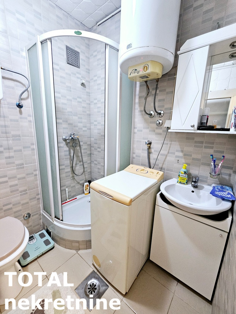 stanovi-2-5-re-liman-1-1064304-o9hrd Dvoiposoban stan na prodaju, Liman 1, Novi Sad, 44m², 4. sprat, 138.000 €