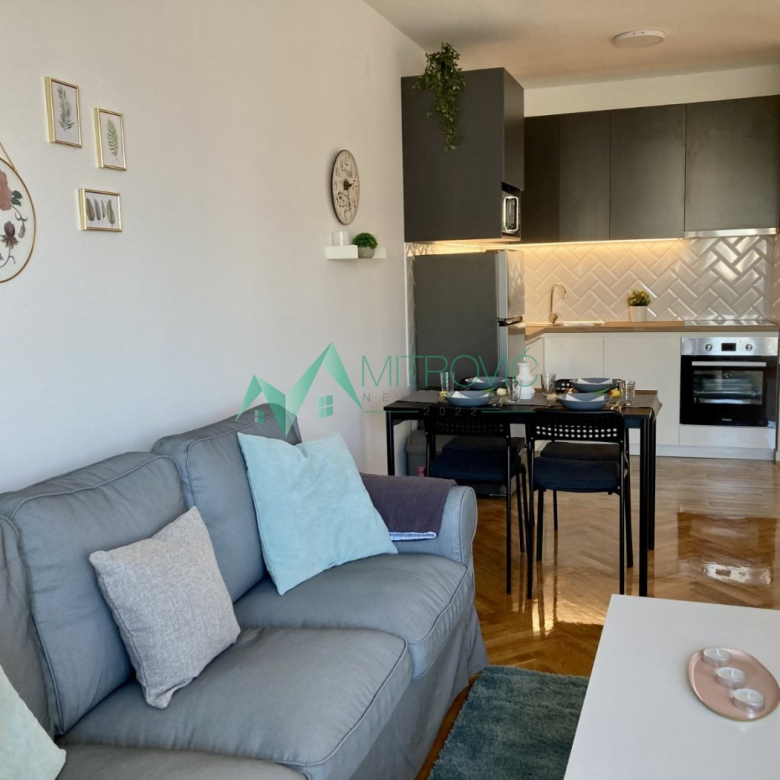 Stan Prodaja Novi Sad  48 m2