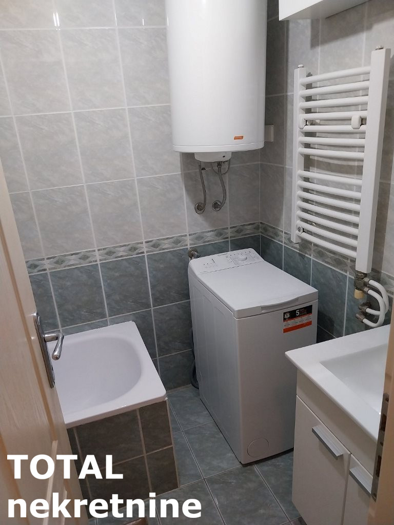 stanovi-2-re-cara-duSana-1065325-6wsdw Dvosoban stan na prodaju, Cara Dušana, Novi Sad, 43m², 2. sprat, 142.000 €