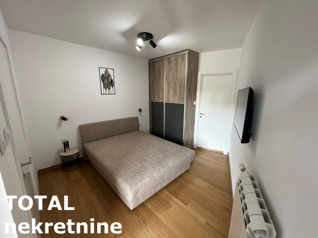 stanovi-2-re-centar-1062401-gkzhj Dvosoban stan na prodaju, Centar, Novi Sad, 48m², 1. sprat, 180.000 €
