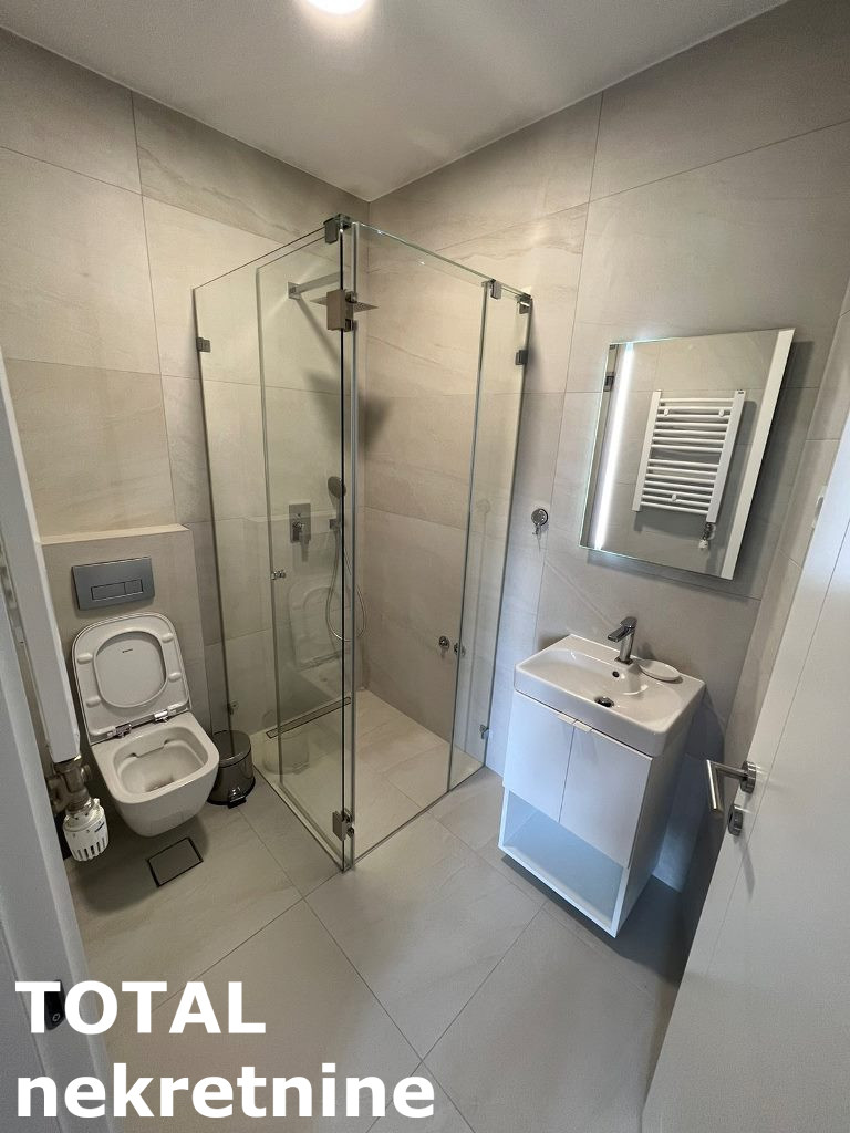 stanovi-2-re-centar-1062401-krqvt Dvosoban stan na prodaju, Centar, Novi Sad, 48m², 1. sprat, 180.000 €