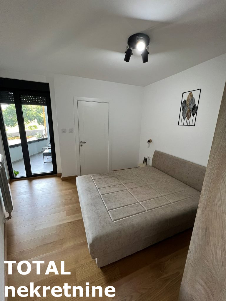 stanovi-2-re-centar-1062401-kxs83 Dvosoban stan na prodaju, Centar, Novi Sad, 48m², 1. sprat, 180.000 €