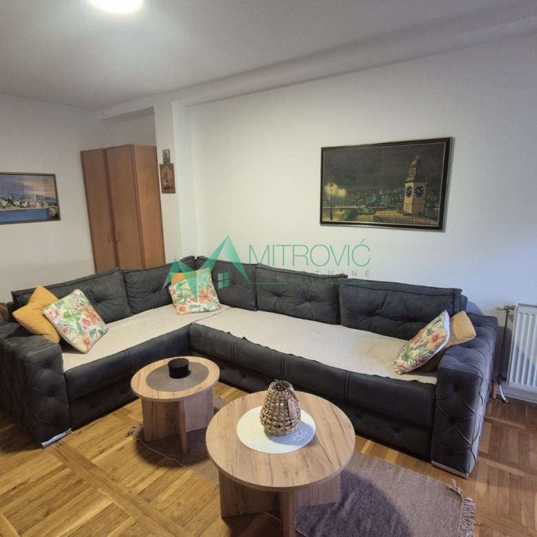 Stan Prodaja Novi Sad  64 m2
